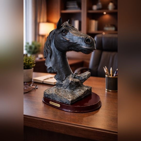 Other - Black Horse Head Bust Sculpture on Wood Base - Decorative Home Art 12" Tall